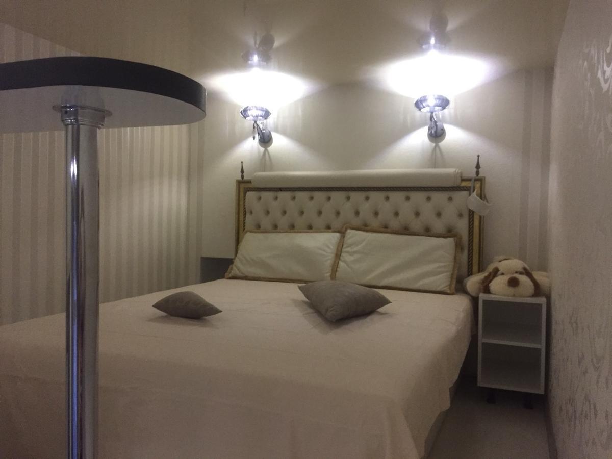 Fiesta Apartment Одеса Екстериор снимка
